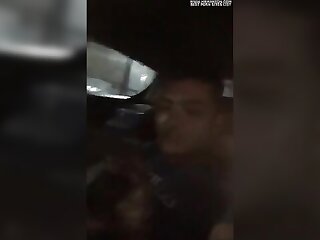 Turkish amateur gets deepthroated by her lover in the car